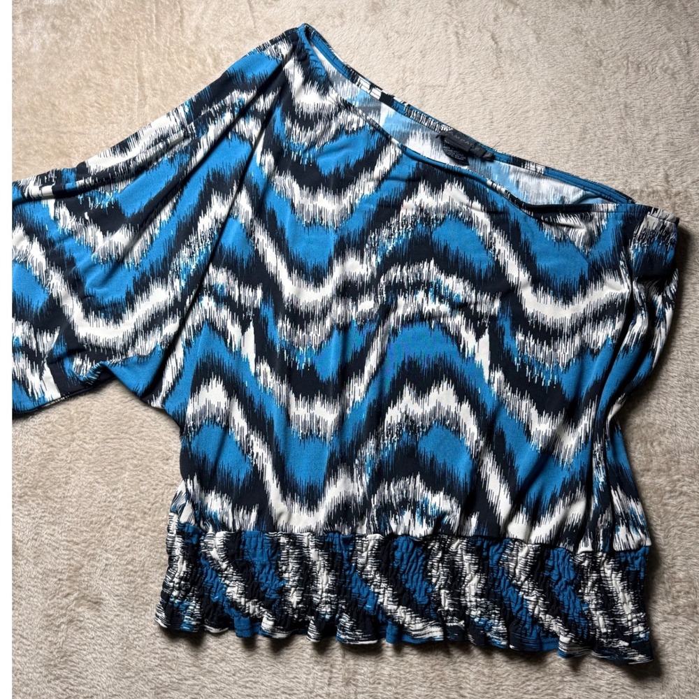 Y2Kβ Rampage Womens One Shoulder Ikat Chevron Smocked Blouse Large Mob wife